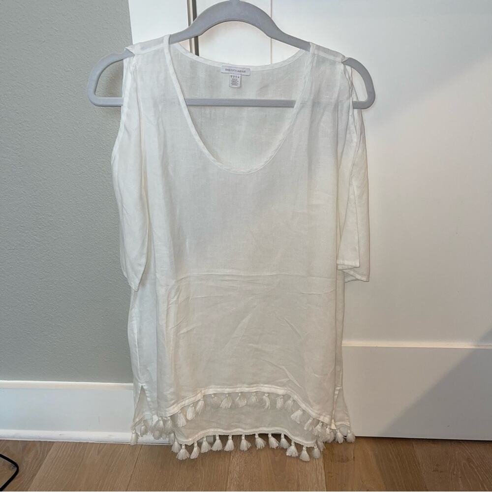 NWOT SAKS FIFTH AVENUE  WHITE COLD SHOULDER TASSELED TUNIC BLOUSE OR COV…